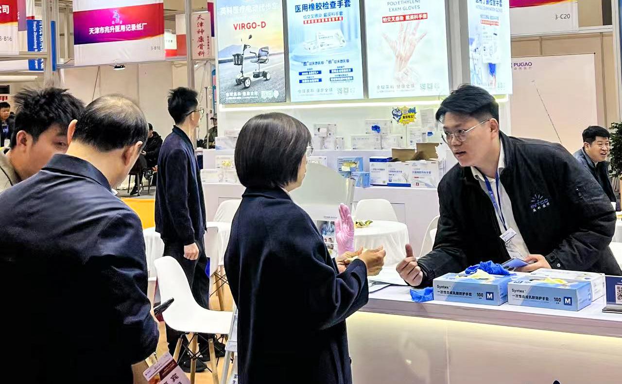 72779太阳集团医疗亮相第52届中国国际医疗器械（山东）博览会